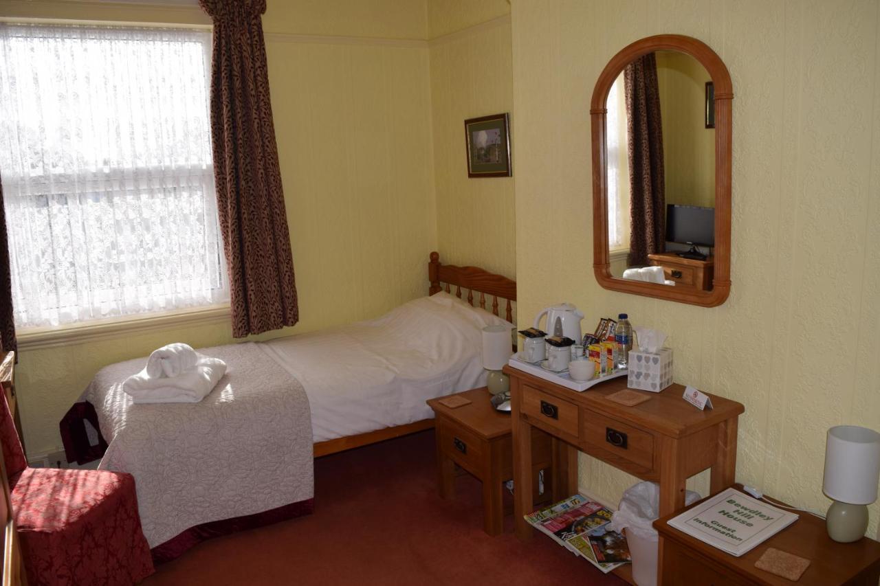 Bewdley Hill House Bed & Breakfast คิดเดอร์มินสเตอร์ ภายนอก รูปภาพ