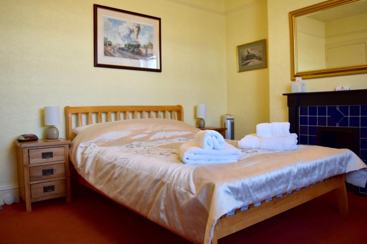 Bewdley Hill House Bed & Breakfast คิดเดอร์มินสเตอร์ ภายนอก รูปภาพ